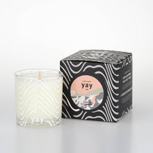 Load image into Gallery viewer, Le Petit Soy Wax Candle - Vanilla Charcoal